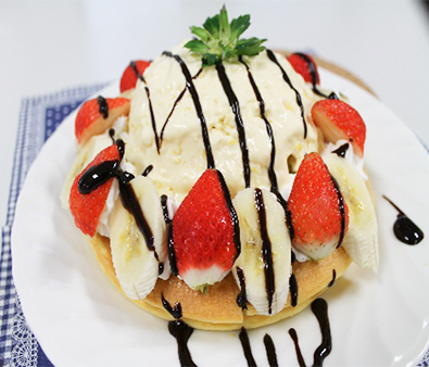 Pancakes with Vegetable Ice Cream